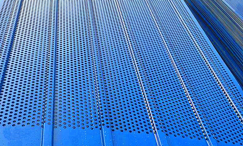 帶孔彩鋼板產品展示